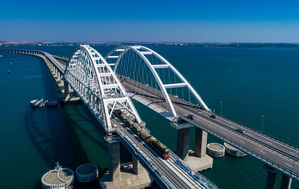 Украина ударила по Крымскому мосту